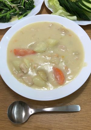 鶏むね肉で米粉のホワイトシチュー-レシピのメイン写真