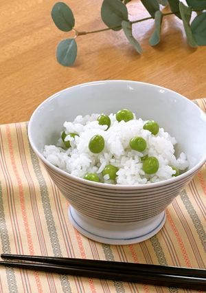 121.ふっくらグリンピースの旨みご飯-レシピのメイン写真