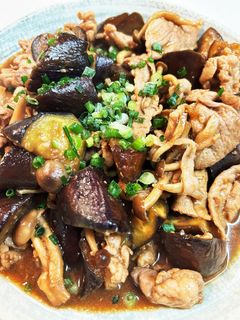 なすと豚肉の味噌炒め(しめじ入り)-レシピのメイン写真
