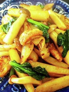 新じゃがとカリカリ鶏皮のオイスター炒め-レシピのメイン写真