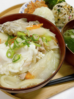 普通のおみそで味噌煮込みうどん-レシピのメイン写真