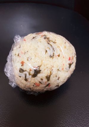 わかめとカリカリ梅の混ぜご飯-レシピのメイン写真