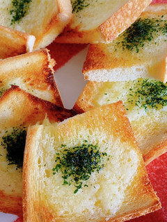 サンドイッチ用食パンでガーリックトースト-レシピのメイン写真