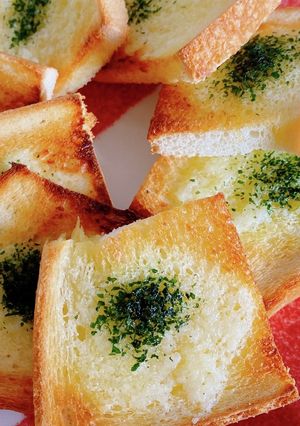 サンドイッチ用食パンでガーリックトースト-レシピのメイン写真