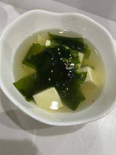 簡単!わかめと豆腐の鶏ガラスープ-レシピのメイン写真