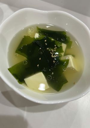 簡単！わかめと豆腐の鶏ガラスープ-レシピのメイン写真