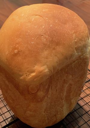 HBで簡単　はちみつ食パン米粉入り♪-レシピのメイン写真