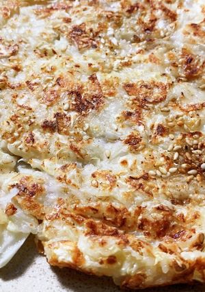 キャベツと粉チーズのもっちり米粉焼き-レシピのメイン写真