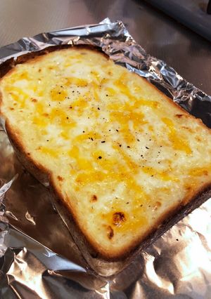 ハチミツチーズトースト-レシピのメイン写真