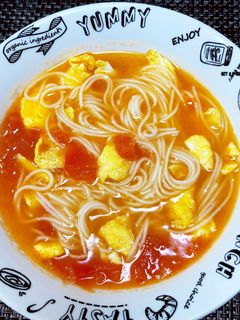 中華風トマトと卵のスープ麺-レシピのメイン写真