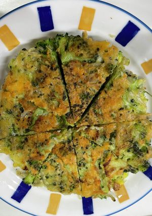 ブロッコリーとじゃこのお焼き-レシピのメイン写真