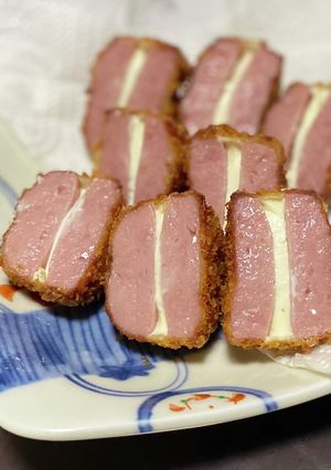 ハムカツinクリームチーズ♪弁当おつまみ-レシピのメイン写真