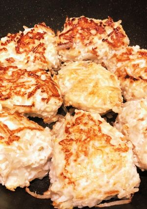 ヘルシーな鶏肉とモヤシのハンバーグ-レシピのメイン写真
