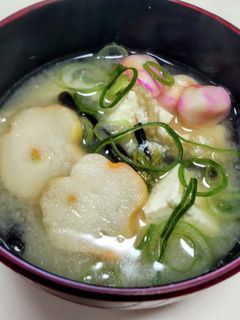 可愛い、お麩入りお味噌汁♪出汁たっぷり♡-レシピのメイン写真