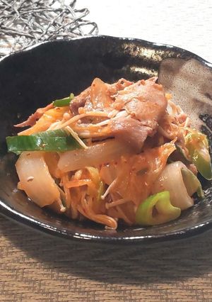 旨だし豚キムチ-レシピのメイン写真