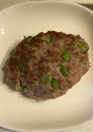 簡単、米粉入り枝豆ポークバーグ。-レシピのメイン写真