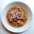 玄米めんで作った鶏とだしのラーメン