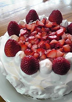 デコレーション　苺のショートケーキ-レシピのメイン写真