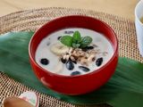 簡単おやつ♪黒豆と餅のベトナム風汁粉