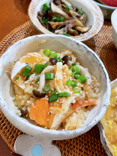 鮭としめじの炊き込みご飯♩-レシピのメイン写真