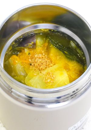 野菜たっぷりのすりごま汁-レシピのメイン写真