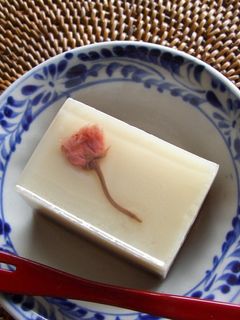 混ぜるだけ桜の二色ようかん-レシピのメイン写真