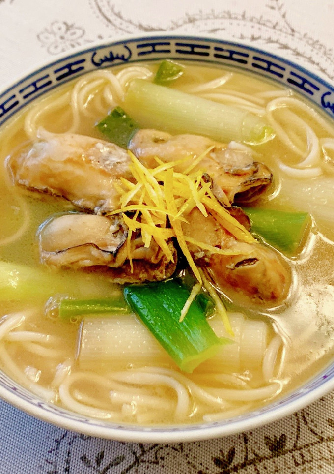 冷凍牡蠣で簡単美味♪牡蠣ねぎバターうどん-レシピのメイン写真