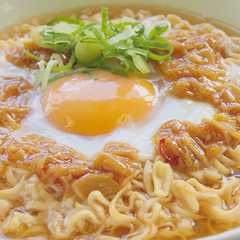 即席麺でスタミナらーめん【キャンプ飯】-レシピのメイン写真