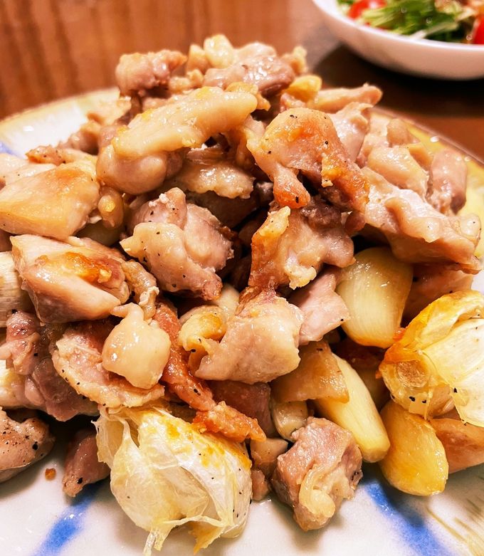 男子喜ぶ皮付きニンニクごろごろチキン焼き-レシピのメイン写真