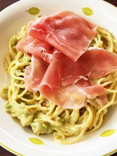 アボカドと生ハムのクリームパスタ-レシピのメイン写真