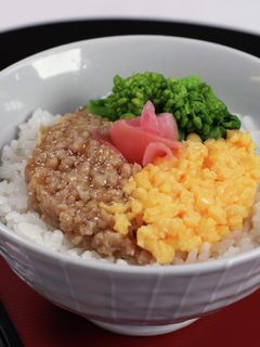 鶏そぼろ三色丼-レシピのメイン写真