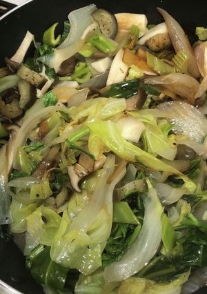 春キャベツと野菜とエリンギの炒め物！！-レシピのメイン写真
