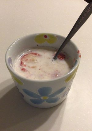 苺で作るストロベリーみるく-レシピのメイン写真