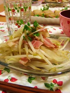 もやしとベーコンの塩こしょう炒め-レシピのメイン写真