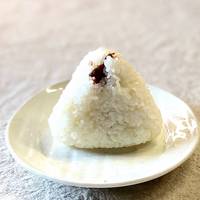 基本からアレンジまで！思わずつくりたくなる「梅ぼし 鮭」のレシピ集 