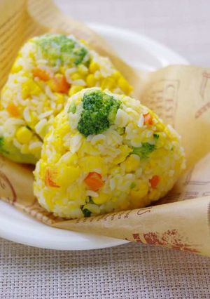 ベジ♪野菜とたまごのコンポタおにぎり-レシピのメイン写真