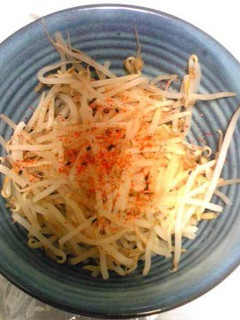 これ以上に簡単なおかず無し!茹でもやし-レシピのメイン写真