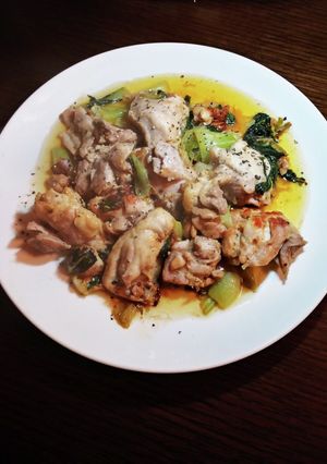 ごま油風味の鶏肉とチンゲン菜の酒蒸し焼き-レシピのメイン写真