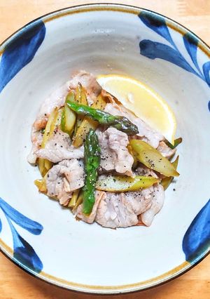 豚バラ肉とアスパラのレモンバター炒め-レシピのメイン写真