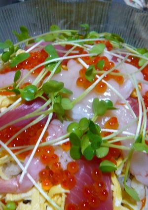 ちょっと豪華に雛祭りちらし寿し-レシピのメイン写真