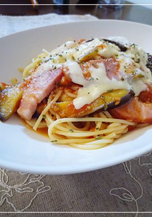 ナスとベーコンチーズのトマトパスタ-レシピのメイン写真