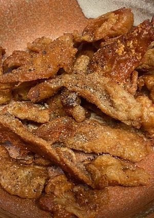 実は簡単！パリパリ鶏皮の作り方(＆鶏油)-レシピのメイン写真