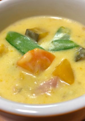 秋の旬食材で美味♪長かぼちゃのクリームシチュー-レシピのメイン写真