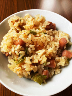 ポークビッツとピーマンの炊き込みご飯♡-レシピのメイン写真