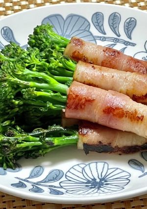 スティックブロッコリーのベーコン巻き-レシピのメイン写真