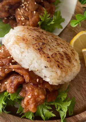 米粉でカリッと☆ライスバーガーのバンズ-レシピのメイン写真