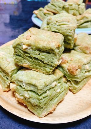 強力粉で作る☆抹茶ホワイトチョコスコーン-レシピのメイン写真