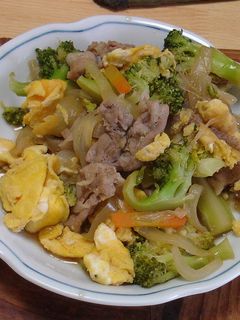 ブロッコリーと豚肉のふんわり卵炒め-レシピのメイン写真