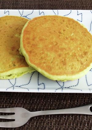 米粉で簡単☆もちフワパンケーキ-レシピのメイン写真