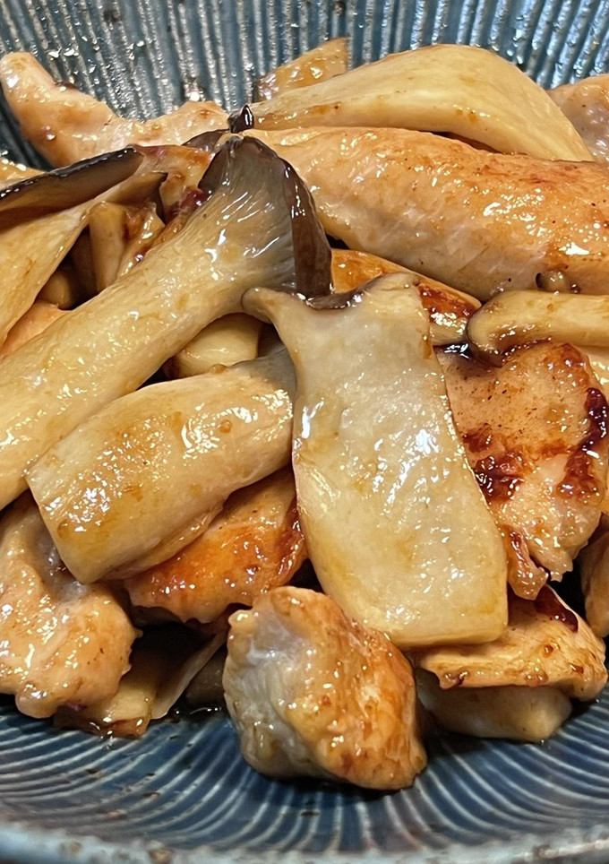 コク旨♡鶏胸肉とエリンギのバター醤油炒め-レシピのメイン写真